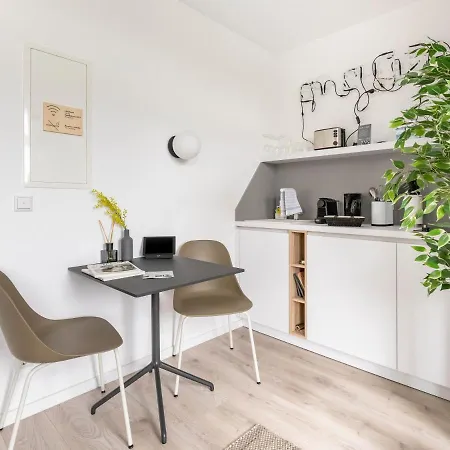 Apartmanhotel Limehome Sudwall 3*